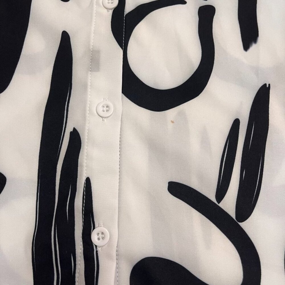 Kid Love Abstract Print Short Sleeve Button Front Shirt Medium - Picture 9 of 9